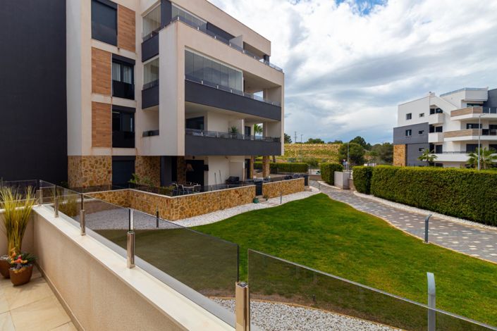 Image No.23-2 Bed Apartment for sale