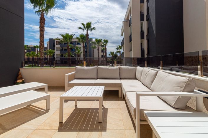 Image No.6-2 Bed Apartment for sale