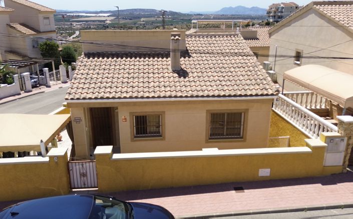 Image No.1-4 Bed Villa for sale