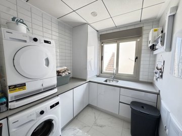 villa-in-villamartin-15-large