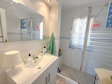 img-20250611-wa0012