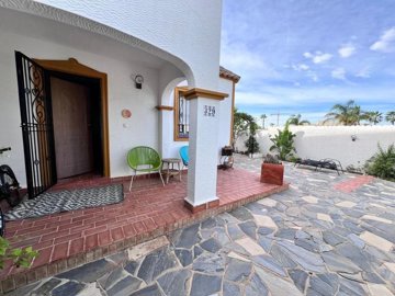 20102-quad-house-for-sale-in-vistabella-golf-