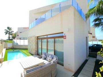 48673stunning3bedroomvillawithdesignerinterio