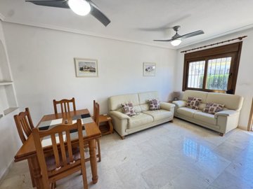 bungalow-in-villamartin-4-large