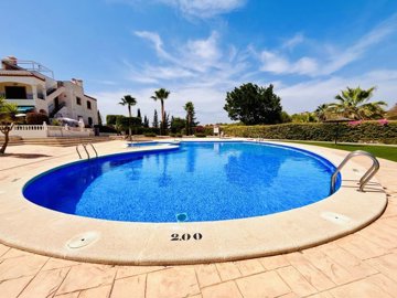 apartment-in-villamartin-3-large