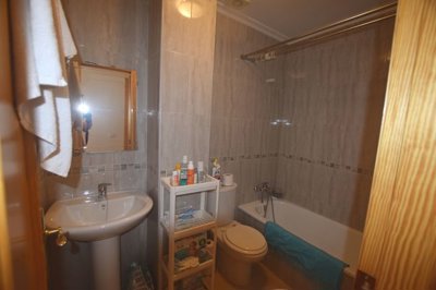 o1j2c8o5vb15outae173i10j8svr23