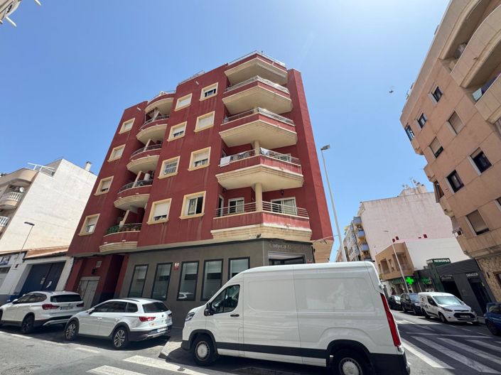 Image No.1-2 Bed Apartment for sale