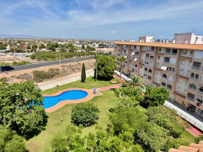 Image No.1-2 Bed Apartment for sale