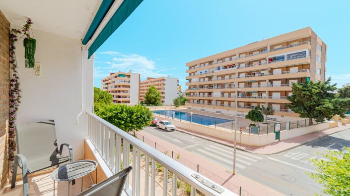 Image No.1-2 Bed Apartment for sale