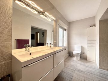 villa-in-pinar-de-campoverde-13-large