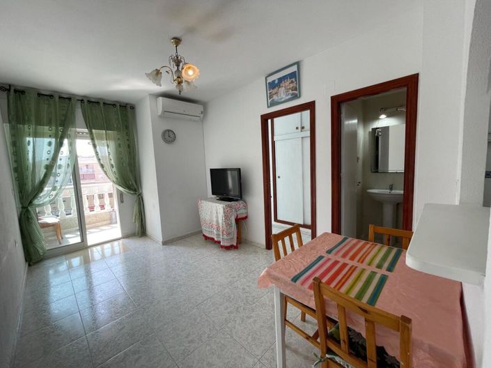 Image No.1-Appartement de 2 chambres à vendre à Torrevieja