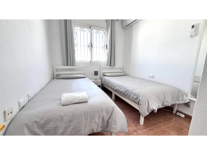 Image No.8-3 Bed Townhouse for sale