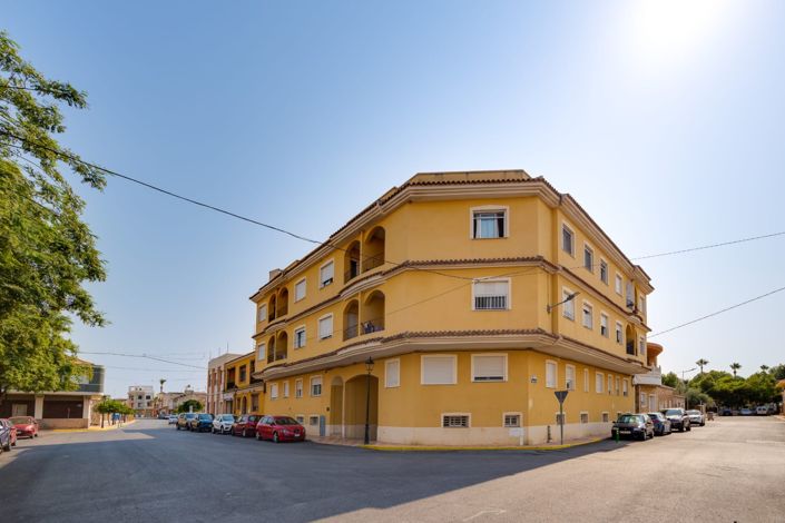 Image No.1-3 Bed Apartment for sale