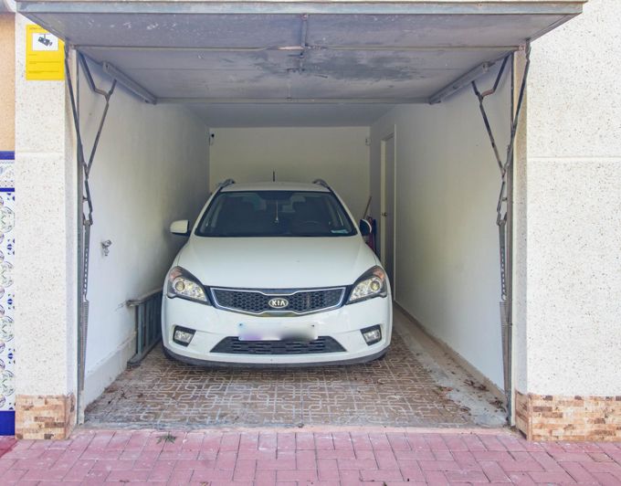 Image No.39-4 Bed Townhouse for sale