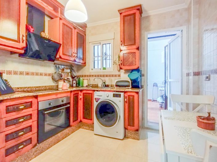 Image No.15-2 Bed Bungalow for sale