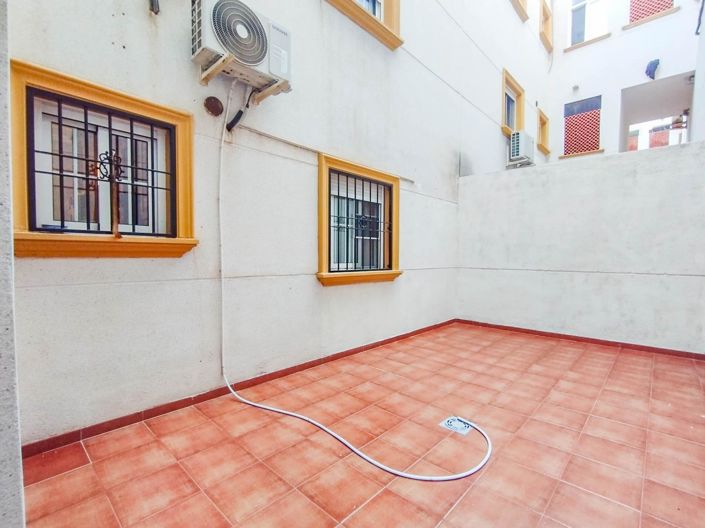 Image No.17-2 Bed Bungalow for sale