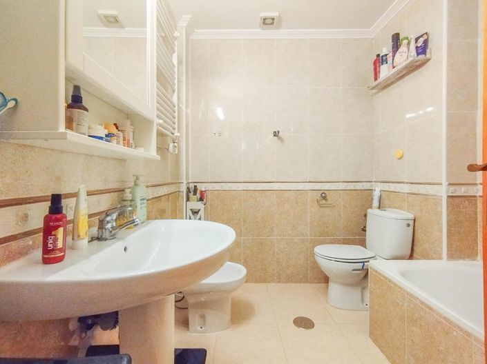 Image No.24-2 Bed Bungalow for sale