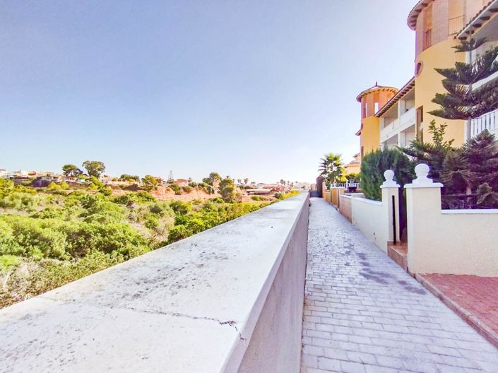 Image No.27-2 Bed Bungalow for sale