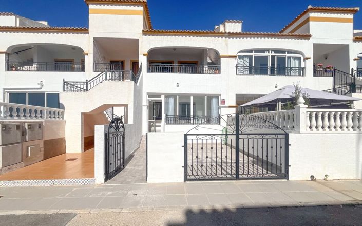 Image No.1-Appartement de 2 chambres à vendre à Vistabella Golf