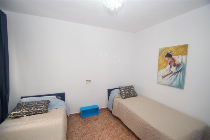 Image No.14-2 Bed Apartment for sale