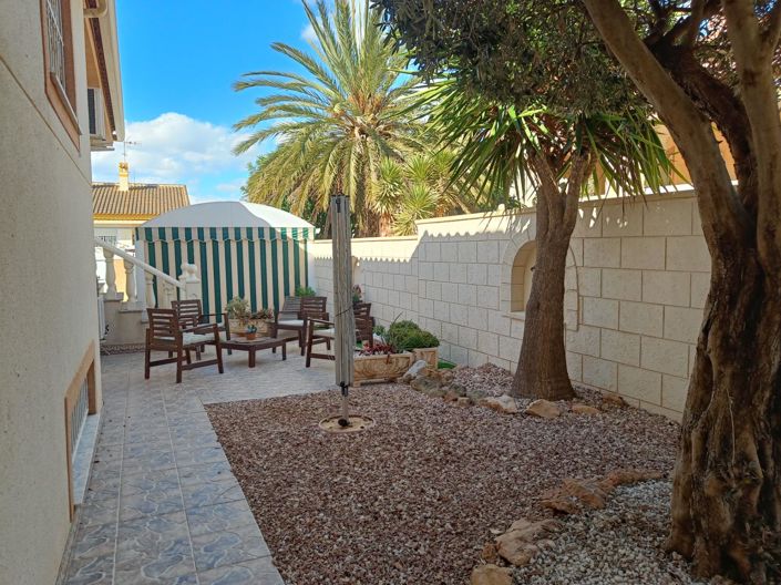 Image No.8-Villa de 5 chambres à vendre à Benijofar