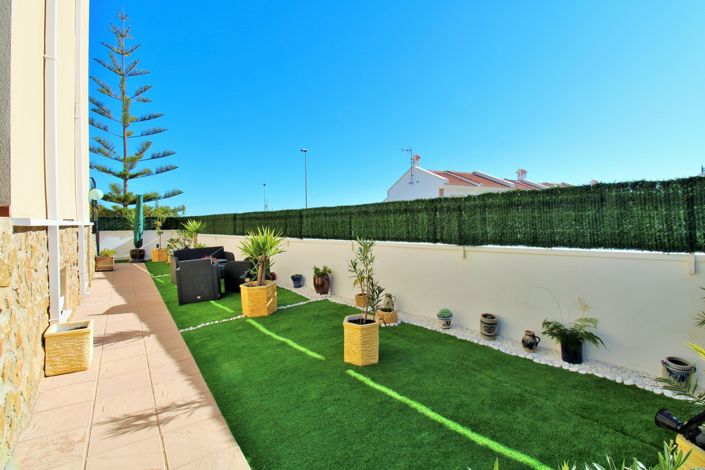 Image No.7-4 Bed Townhouse for sale