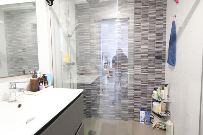 Image No.12-2 Bed Bungalow for sale