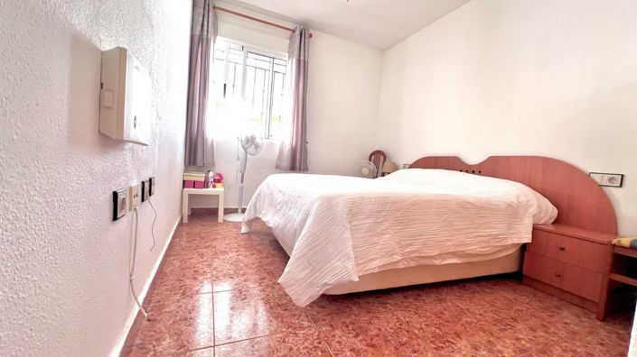 Image No.15-2 Bed Apartment for sale