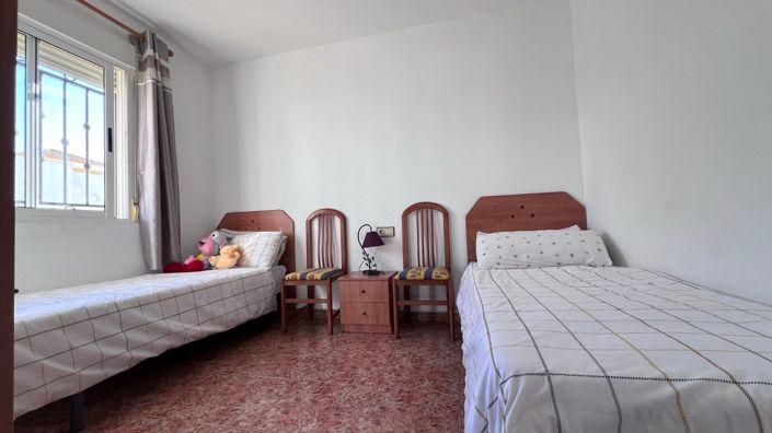 Image No.16-2 Bed Apartment for sale