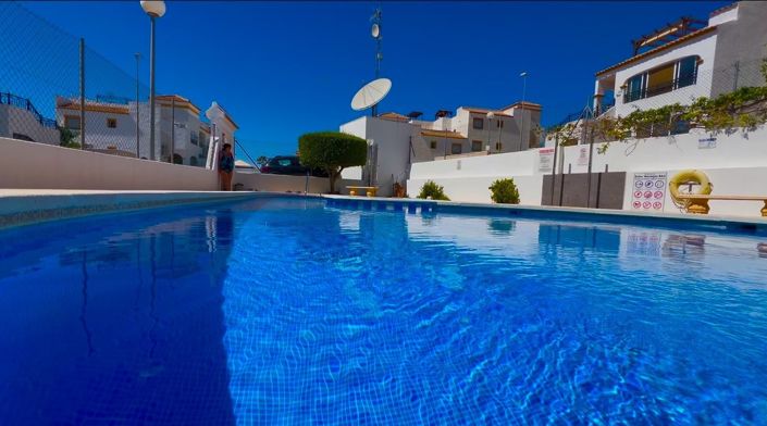 Image No.19-2 Bed Apartment for sale