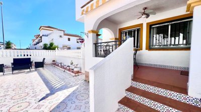 22034-apartment-for-sale-in-vistabella-golf-5