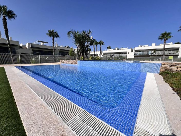 Image No.10-2 Bed Apartment for sale