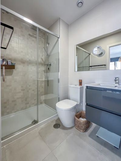 Image No.14-3 Bed Apartment for sale