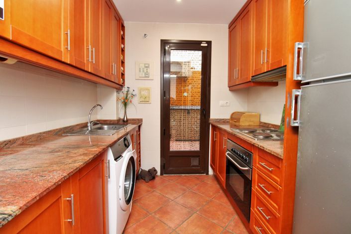 Image No.10-2 Bed Apartment for sale