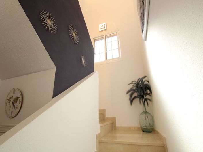 Image No.24-3 Bed Villa for sale