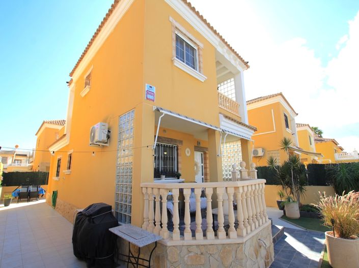 Image No.8-3 Bed Villa for sale