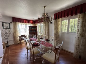 villa-in-villamartin-15-large