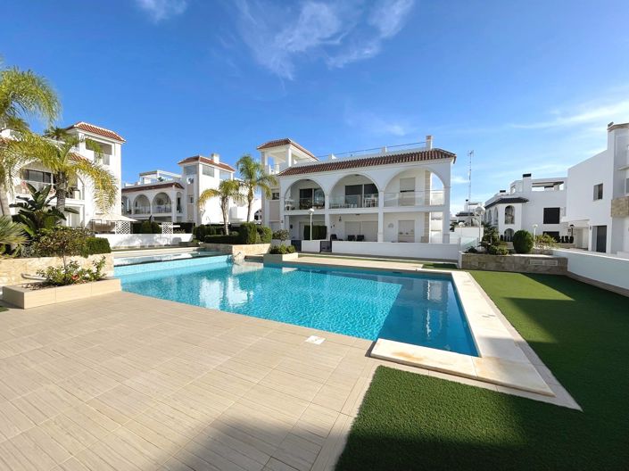 Image No.2-Appartement de 2 chambres à vendre à Ciudad Quesada