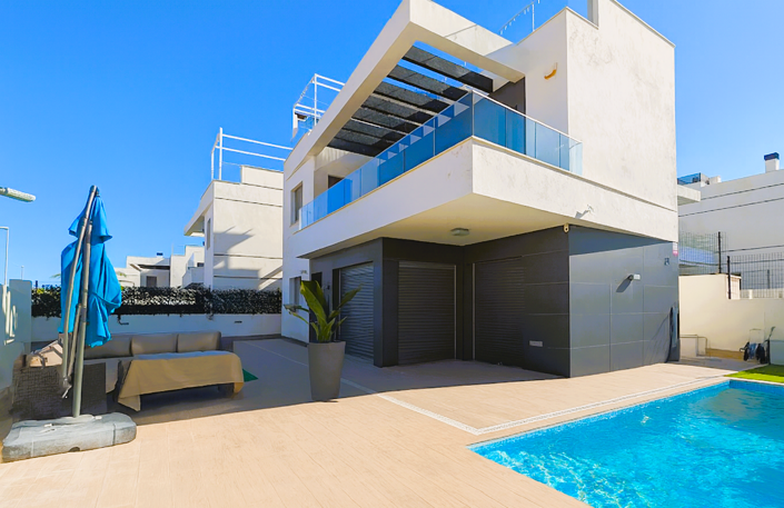 Image No.1-3 Bed Villa for sale