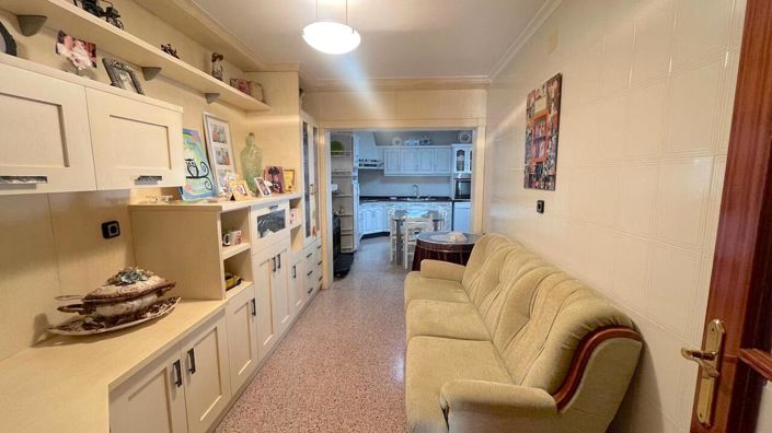 Image No.25-4 Bed Townhouse for sale