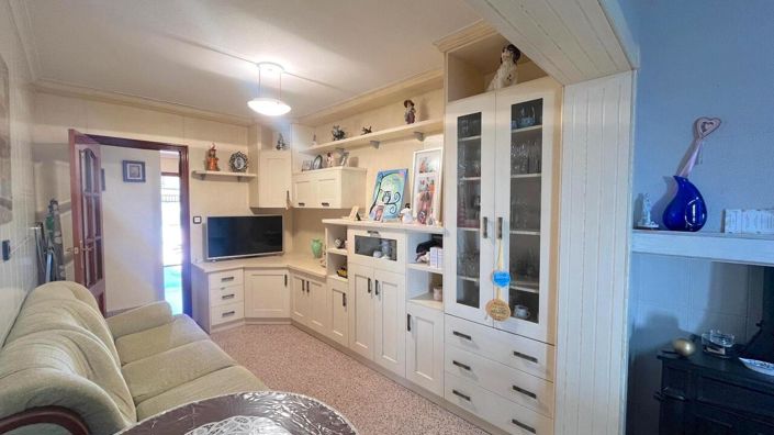 Image No.26-4 Bed Townhouse for sale