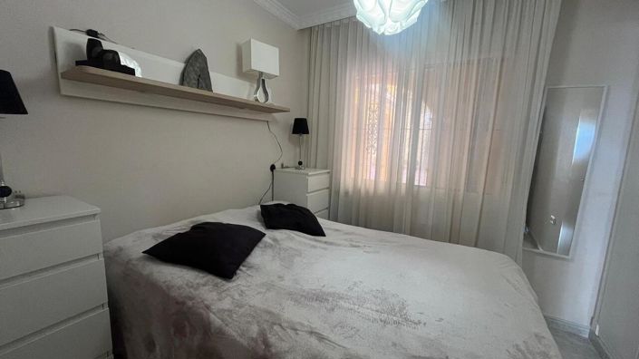 Image No.13-2 Bed Apartment for sale