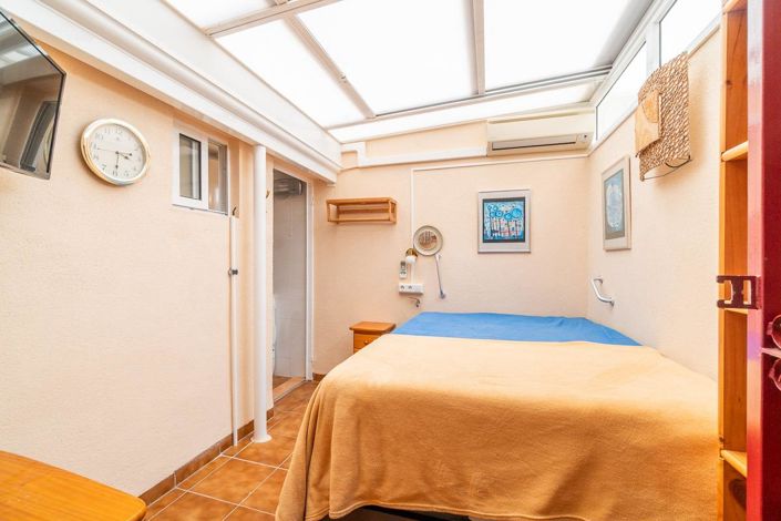 Image No.17-3 Bed Duplex for sale