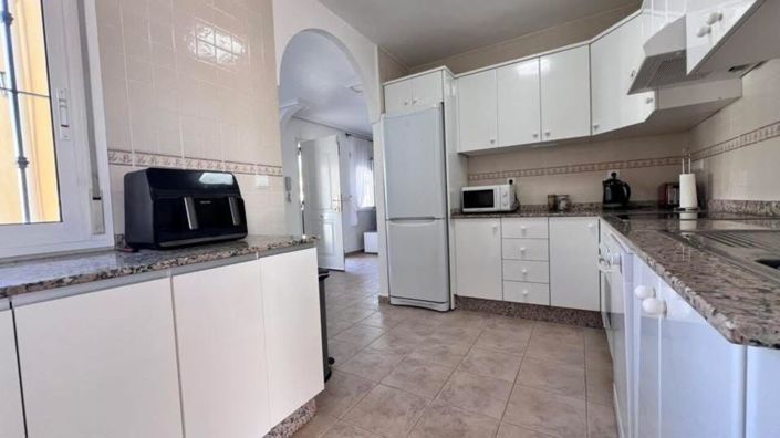 Image No.7-3 Bed Villa for sale