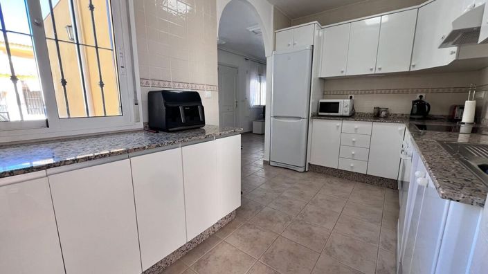 Image No.8-3 Bed Villa for sale