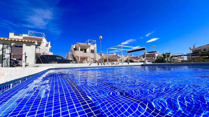 Image No.16-2 Bed Apartment for sale