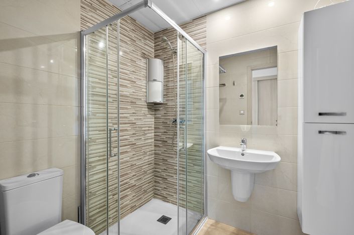 Image No.15-2 Bed Apartment for sale