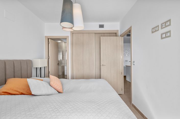 Image No.16-2 Bed Apartment for sale