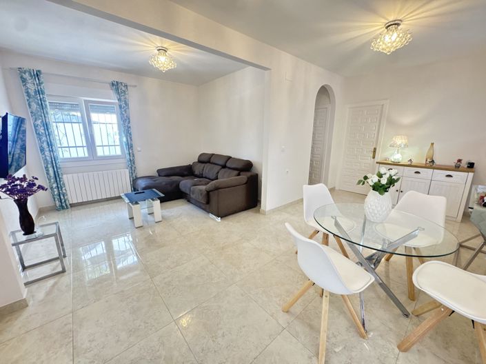 Image No.10-Villa de 3 chambres à vendre à Villamartin