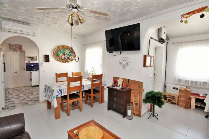 Image No.6-Villa de 2 chambres à vendre à Torrevieja